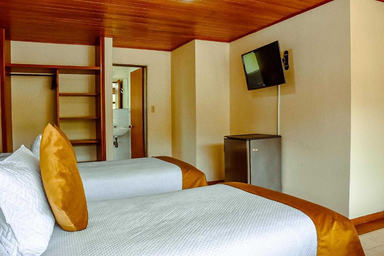 Hotel Villa Vianney Paipa Εξωτερικό φωτογραφία